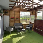 Stardust Getaway Tiny-home E32ak40 Piltown