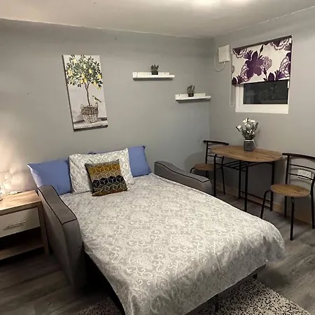 Stardust Getaway Tiny-home E32ak40 *