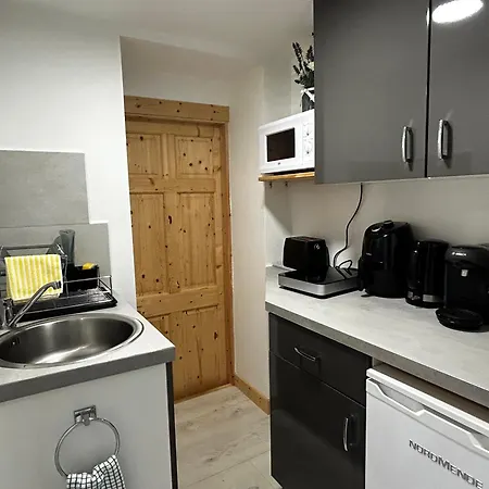 Stardust Getaway Tiny-home E32ak40 * Piltown